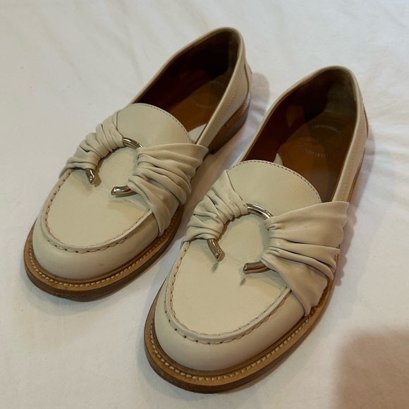 Chloé C Flat Loeafers - Picture 2 of 10